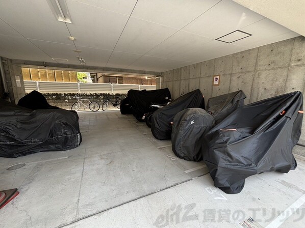 SERENiTE江坂四番館の物件内観写真